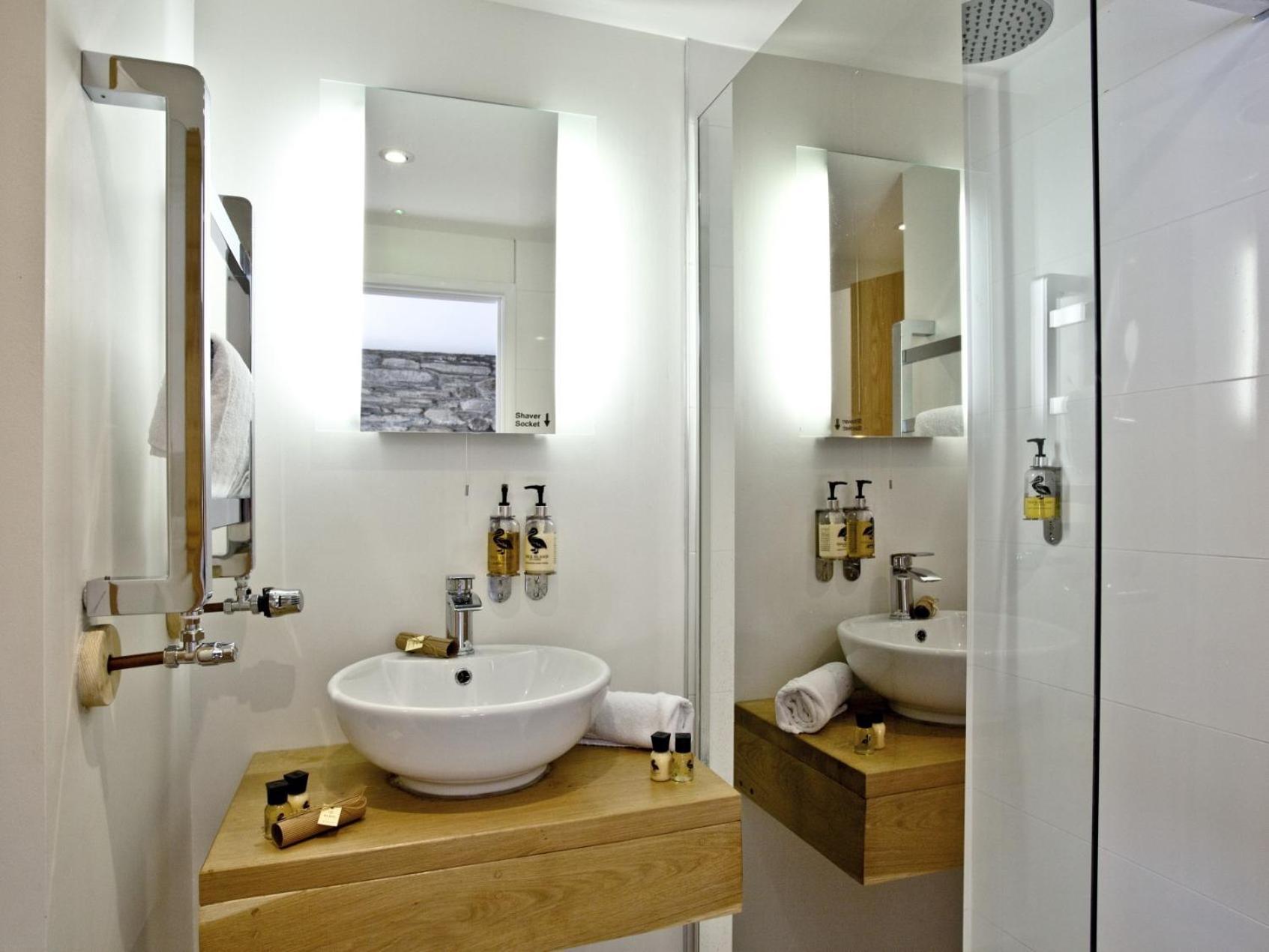 The Fortescue Inn Salcombe Room photo